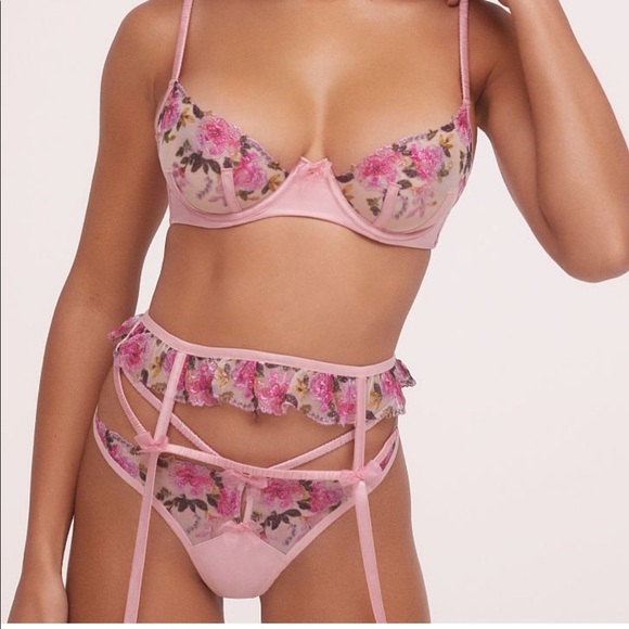 FOR LOVE & LEMONS Blushing Rose Garter Belt - Picture 3 of 9